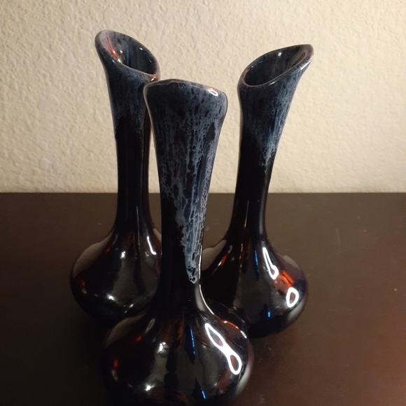 Van Briggle MCM Triple Bud Vase Black with White Drip Glaze 7” Tall Signed - Picture 2 of 8